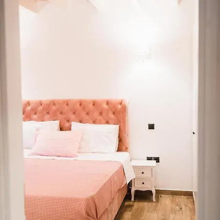 Secret Paradice-hidden Getaway-private Villa Taktikoupoli