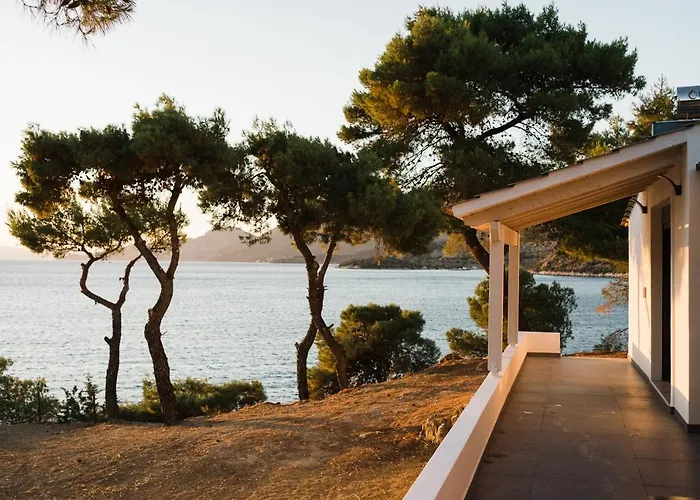 Secret Paradice-hidden Getaway-private Villa Taktikoupoli