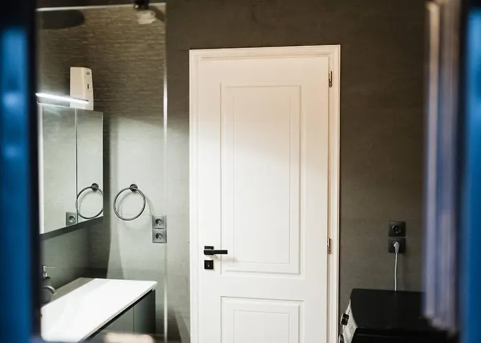 Secret Paradice-hidden Getaway-private * Taktikoupoli