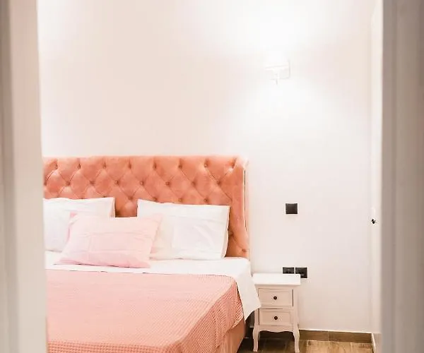 Secret Paradice-hidden Getaway-private Villa Taktikoupoli